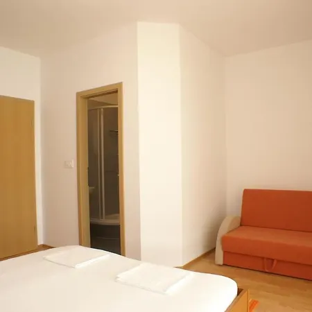 Stanici 2763a Apartmán